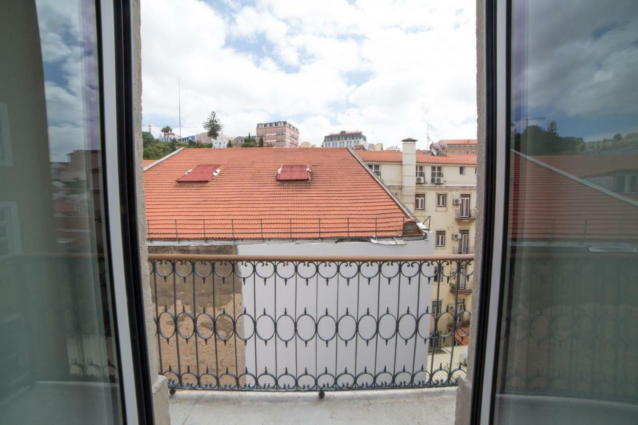Flh Restauradores Modern Studios Lisbon Bagian luar foto